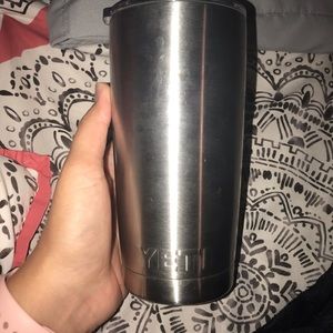 YETI 20oz Tumblr